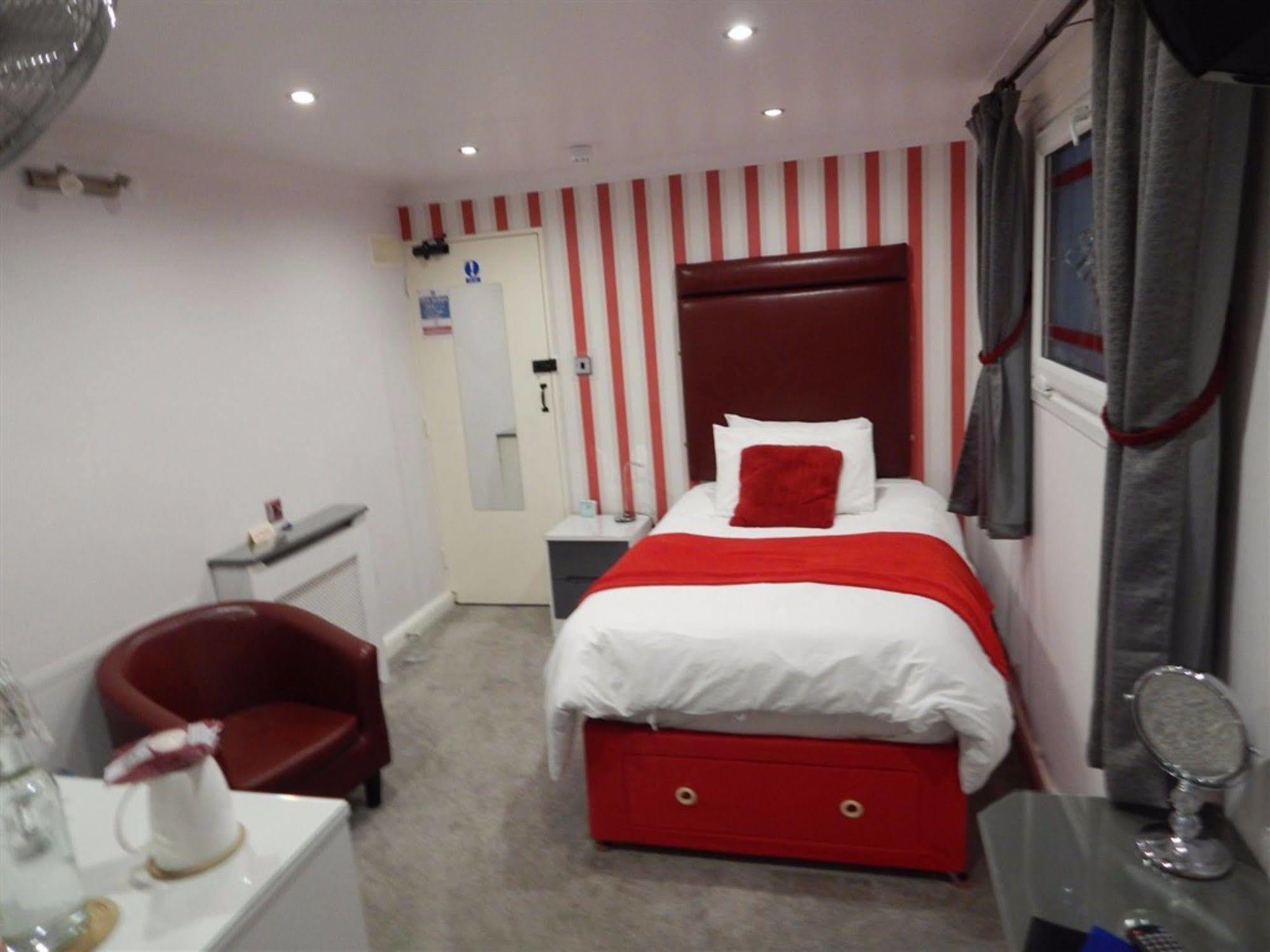 3 Norfolk Square Hotel Great Yarmouth Bagian luar foto